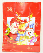 Geschenkset in Weihnachtstasche mit Nivea Seifen und Kuschelsocken