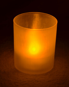 LED Teelichter im Kunststoffglas in verschiedenen Farben
