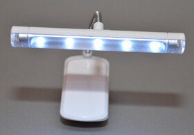 LED Leselampe mit 5 Power LEDs und Clip - ideal f&uuml;r...
