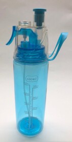 2in1 Trinkflasche und Sprühflasche 600ml aus Tritan...