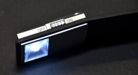 LED Leseleuchte Leselampe sehr flexibel in schwarz oder weiß inkl. Batterie