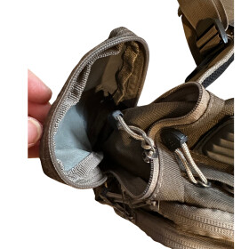 Bauchtasche Gürteltasche für Angler mit kleinem Fehler an der seitlichen Tasche