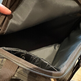 Behr Jumbo Tasche im Camou Design mit viel Zubehör und Schultergurt kl. Fehler