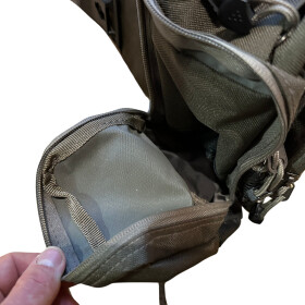 Bauchtasche Gürteltasche für Angler mit kleinem Fehler an der seitlichen Tasche
