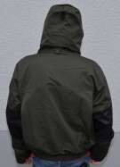 Atmungsaktive Spinn- und Watjacke mit vielen Taschen von Behr/ Gr. M